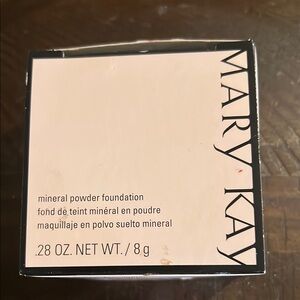 Mary Kay Mineral Powder Foundation - Cream Ivory